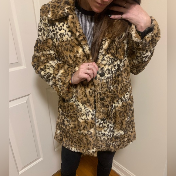 Alice + Olivia Pali Double Button Faux Fur Short Jacket Leopard S New - Picture 9 of 11